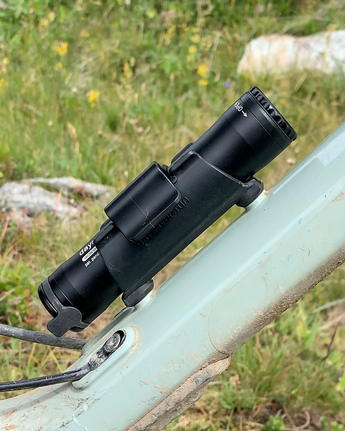 Incredible pump MTB: lightweight portable bike pump 40HV